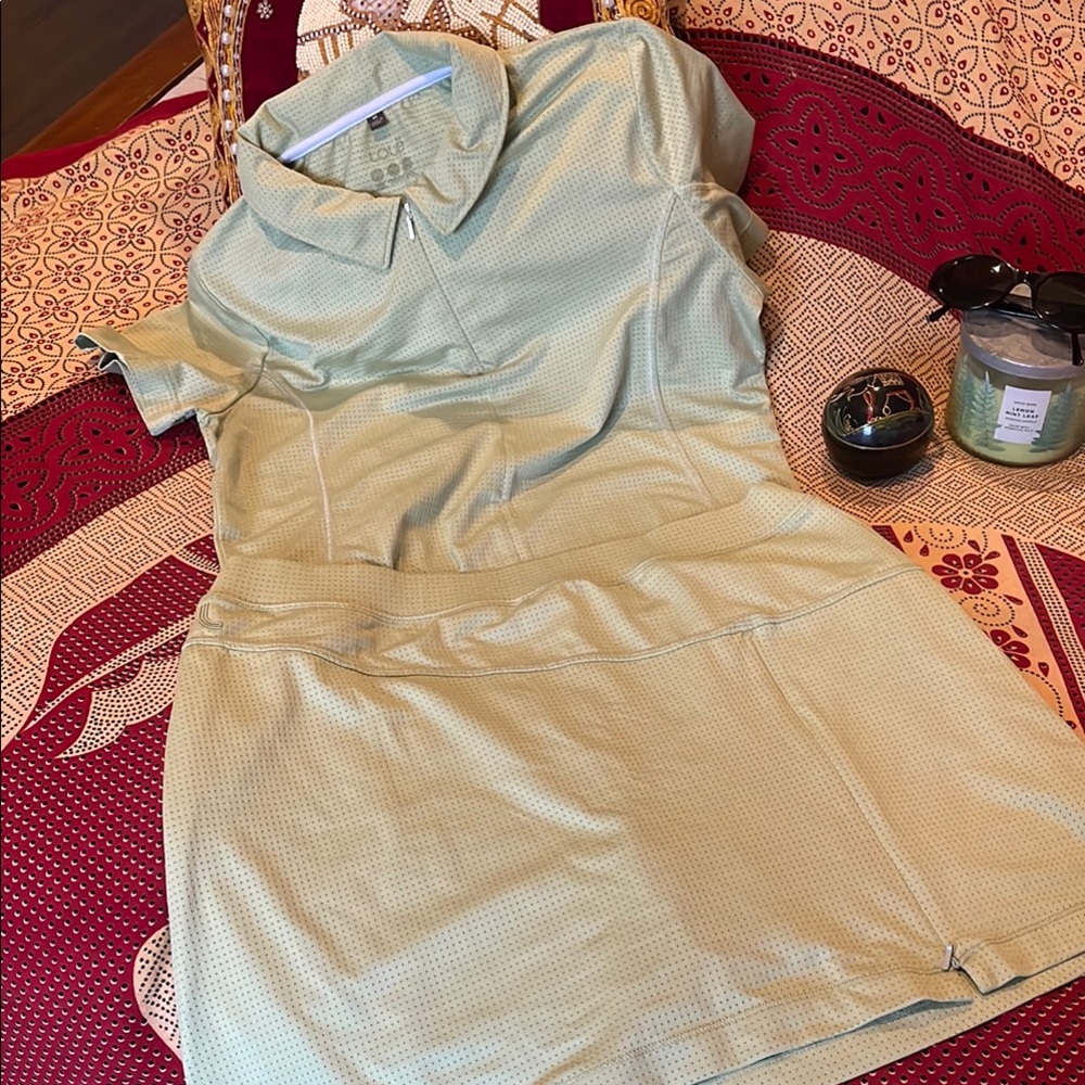 Like New Lole Light Green Polo Shirt and Skort Golf/Tennis Workout Set